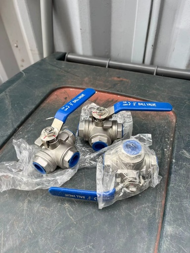 review-5fea2fd0e5-1.jpg