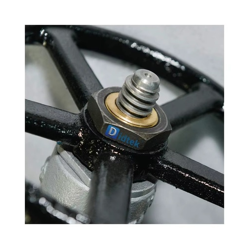 review-8e342f5001-3.jpg