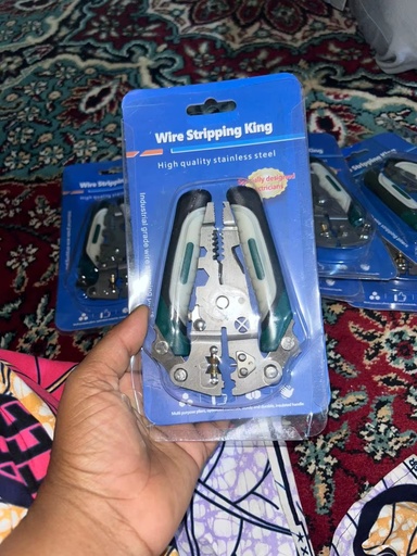 review-944a1623f8-2.jpg