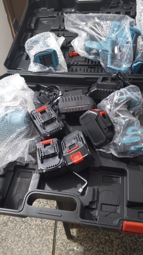 review-085c7d183d-1.jpg