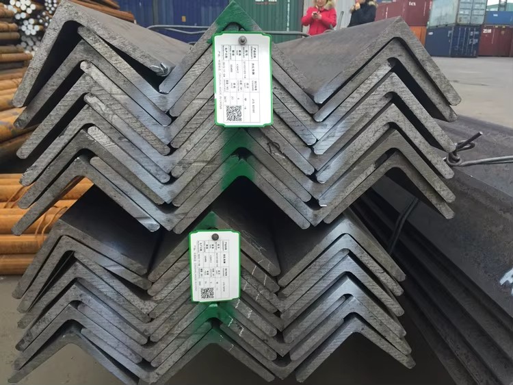 High Strength Steel Angle Profile Dimension 2x2 90 Degree Mild Steel Angle Iron Bar