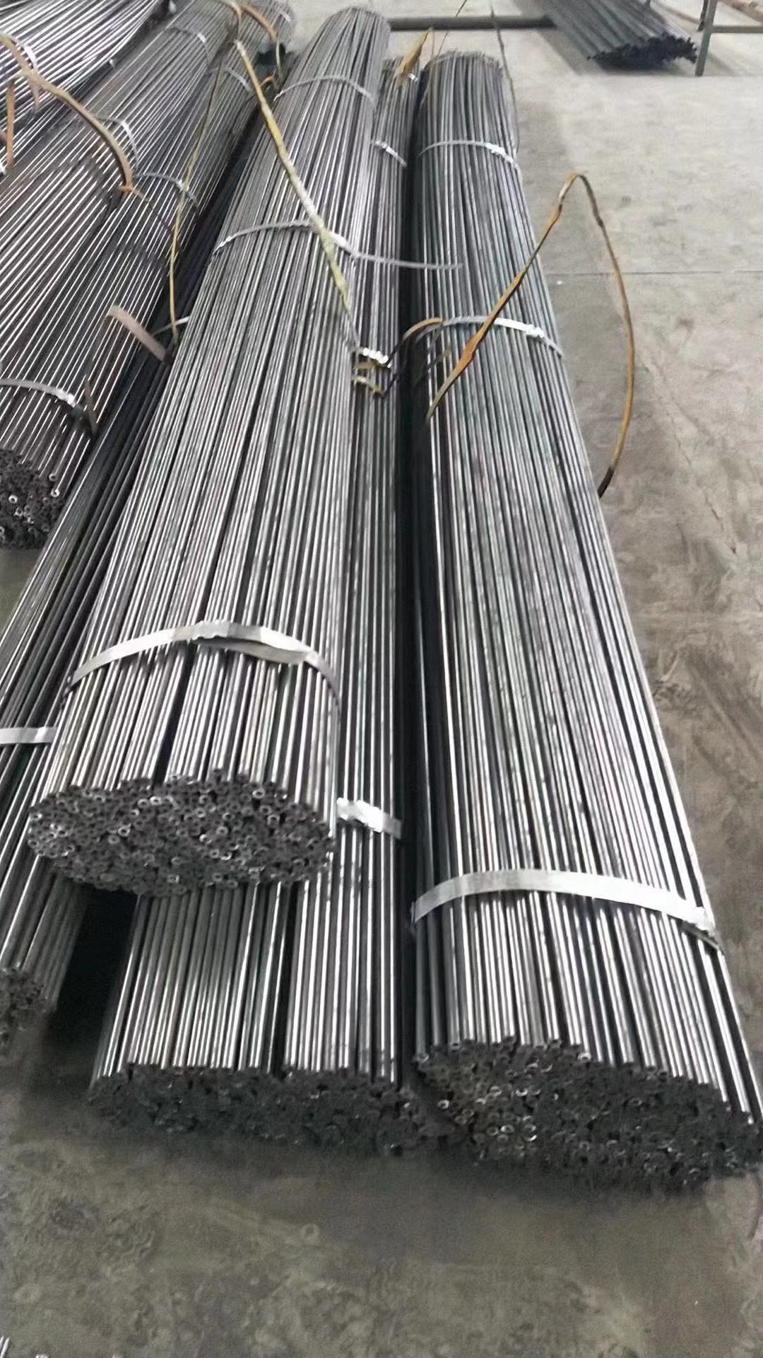Best Price of Customized Precision Seamless Steel Pipe for Industrial