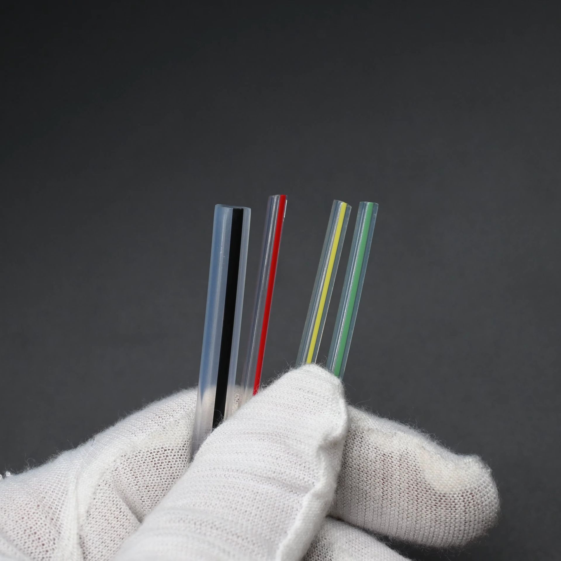 Factory Customized Colored Striped-Line FEP PFA Tubing with Excellent Chemical Resistance