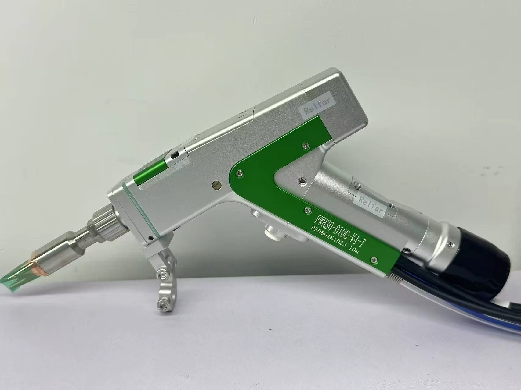 Raytools High-precision Handheld Fiber Laser Welding Head