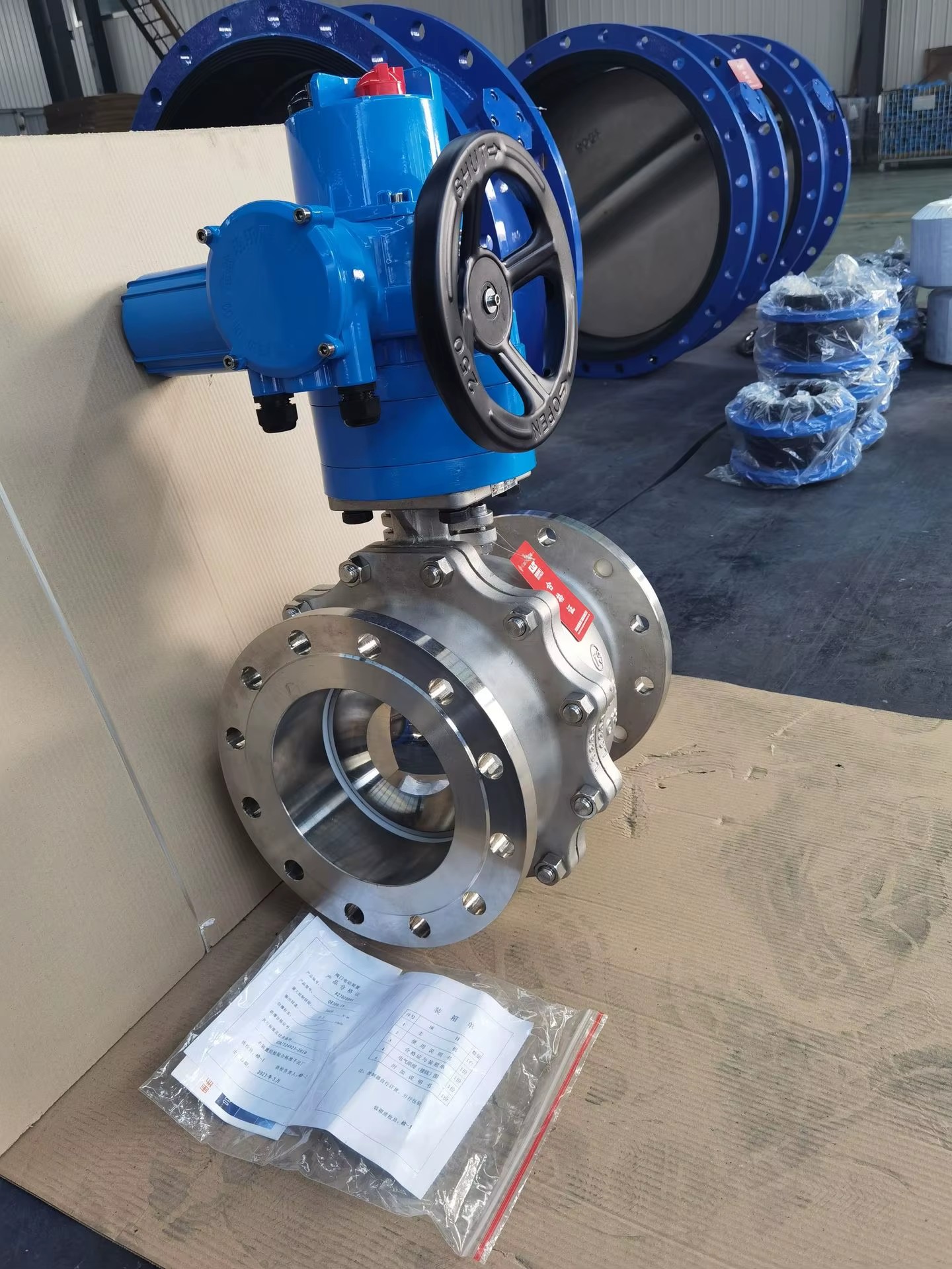 Q941F-16P Electric Adjust Stainless Steel Ball Valve Normal Temperature Water Media PTFE Sealing Flange Connection 1 Year