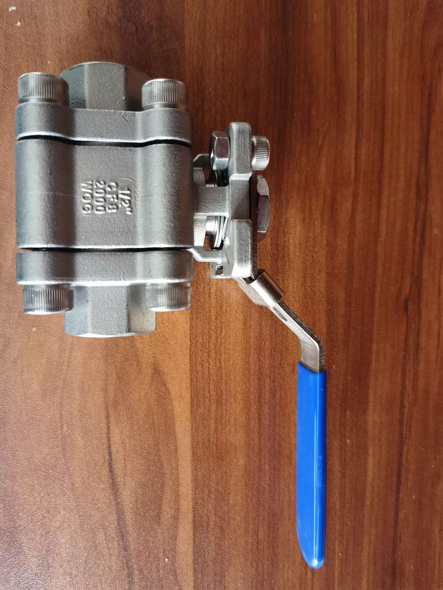 Kh Q11F-64P 2000WOG Three-piece Ball Valve Industrial Use Chemical Plants Lithium Battery Industries Water/Steam/Oil Media