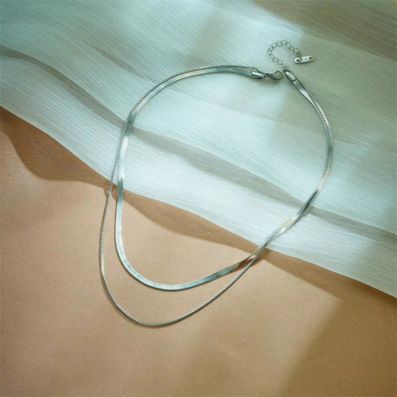XL027 German Style 18K Gold Flat Snake Chain Double Layer Titanium Steel Snake Rope Choker Necklace with Diamond Luxury Gift