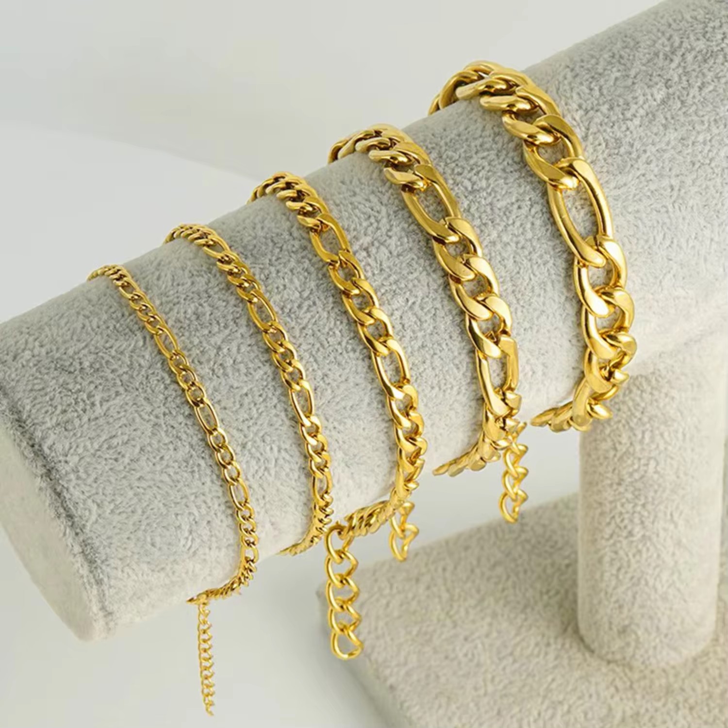 18K Gold Plated Stainless Steel Classic Ball Chain Bracelet for Women Men Jewelry Gift Waterproof Tarnish Resistant Figaro Cuban