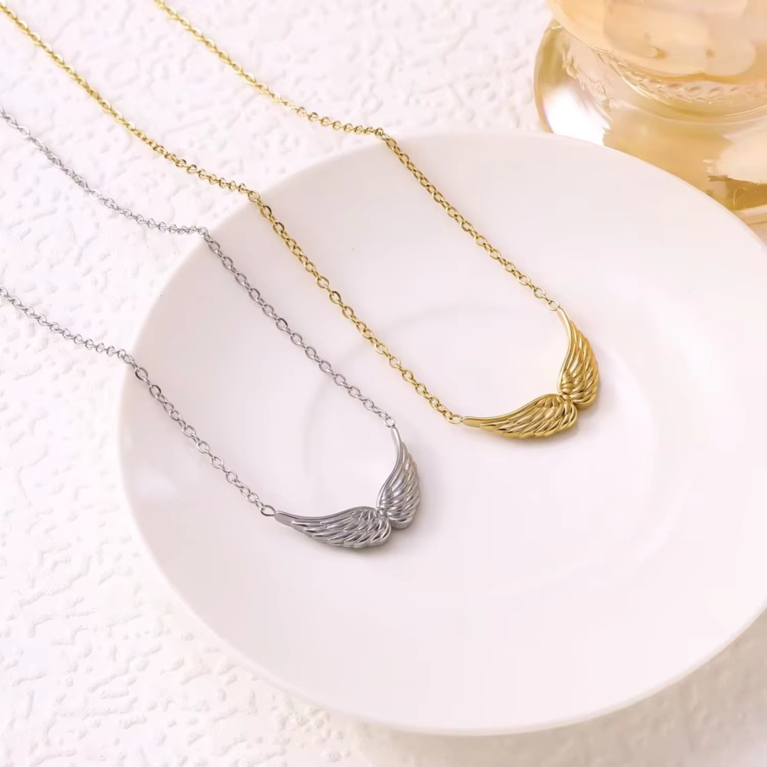 Silver/Gold Angel Wing Necklace 18K Gold Filled Guardian Angel Wings Dainty Simple Minimalist Pendant Necklaces for Men Women