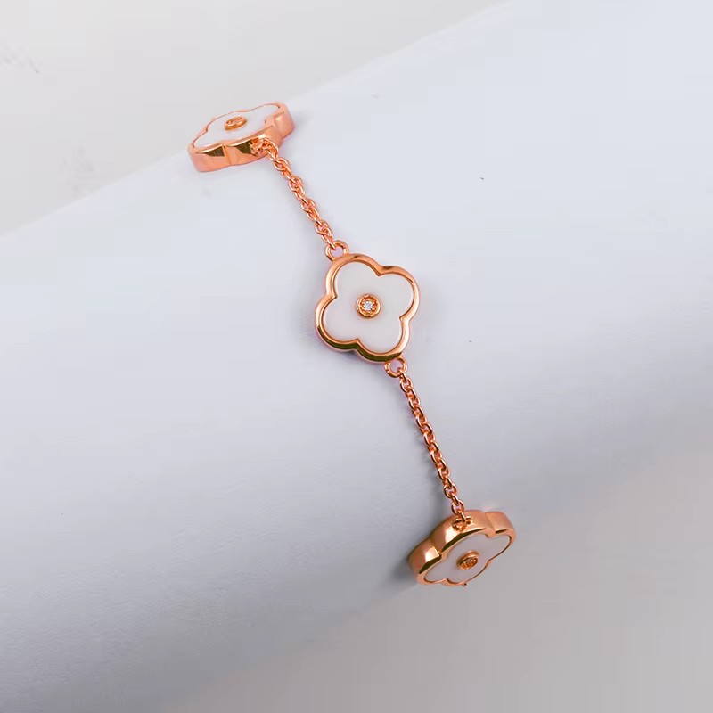 Wholesale Fashion Jewelry White Four Leaf Clover Ceramic Jewelry Bracelet Gold Plated Jewelry