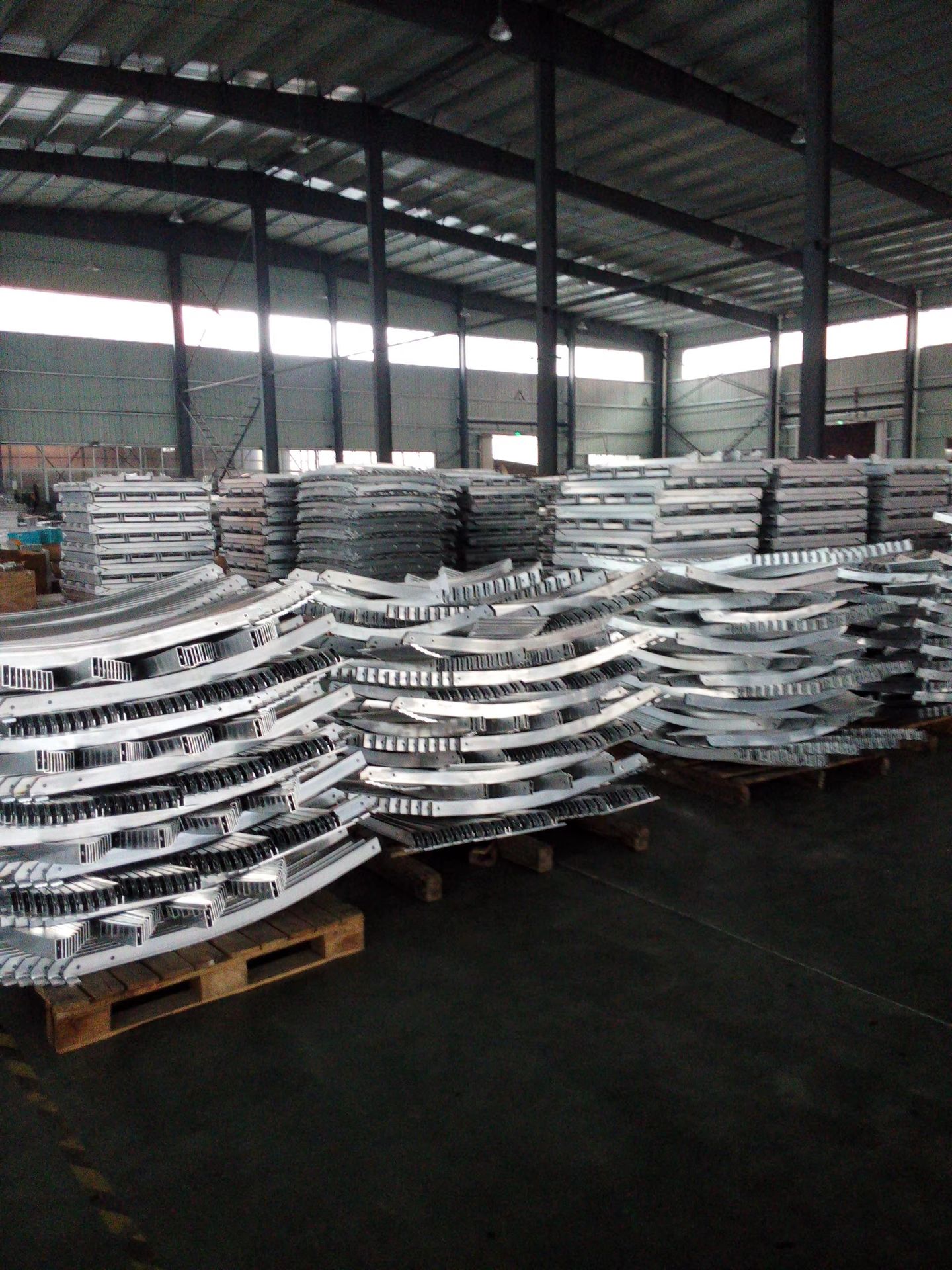 Manufacturer Supply Motorcycle Aluminium ATV Loading Ramp Pickup Truck Ramp Foldable Ramps