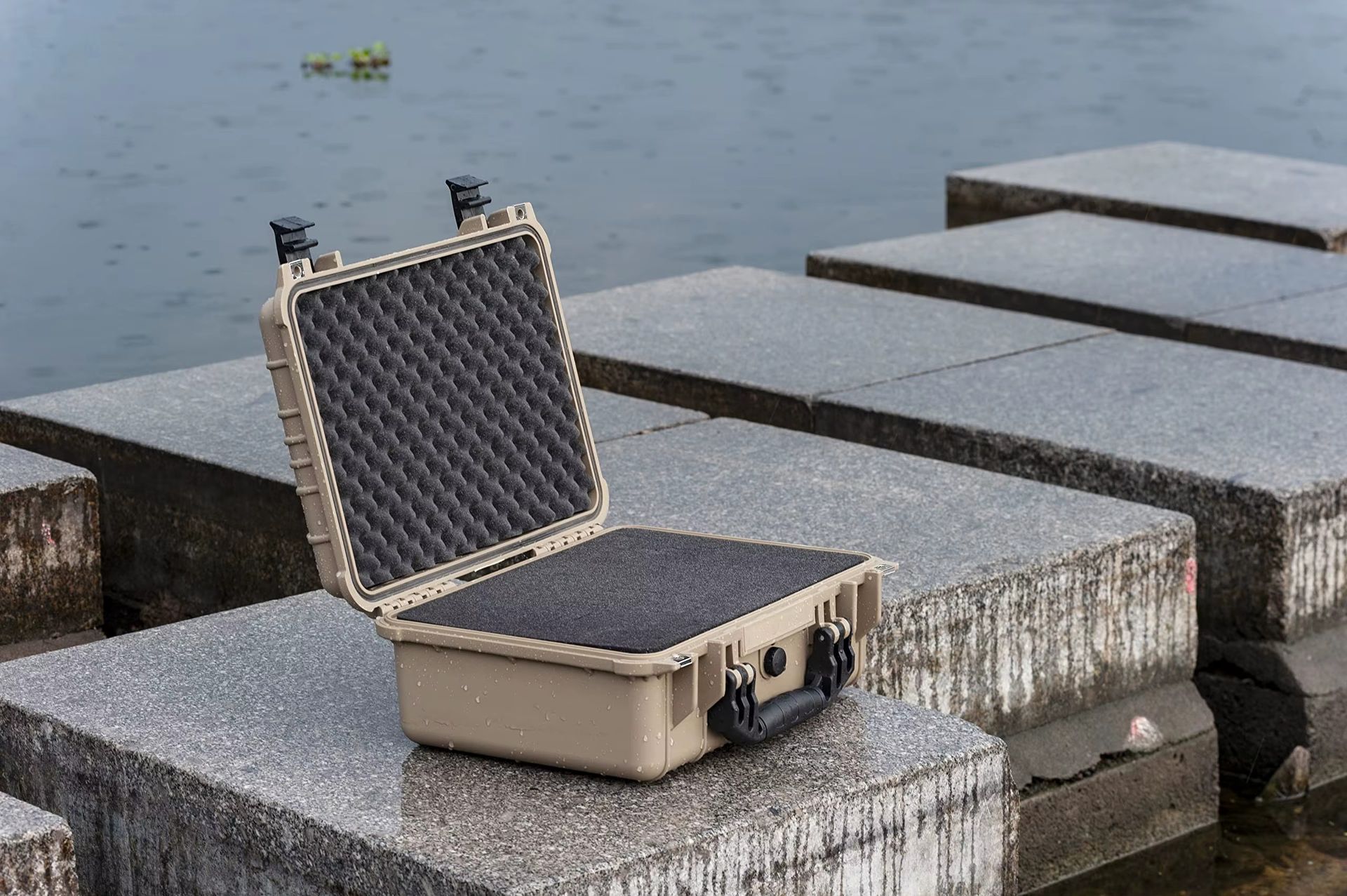 Custom Hard Plastic Tool Storage Case-Portable Outdoor Waterproof Customizable