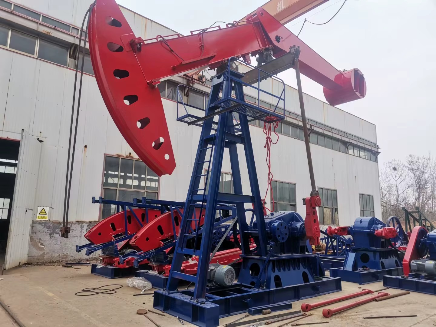 Oil Field Well Beam Pumping Unit With API 11E