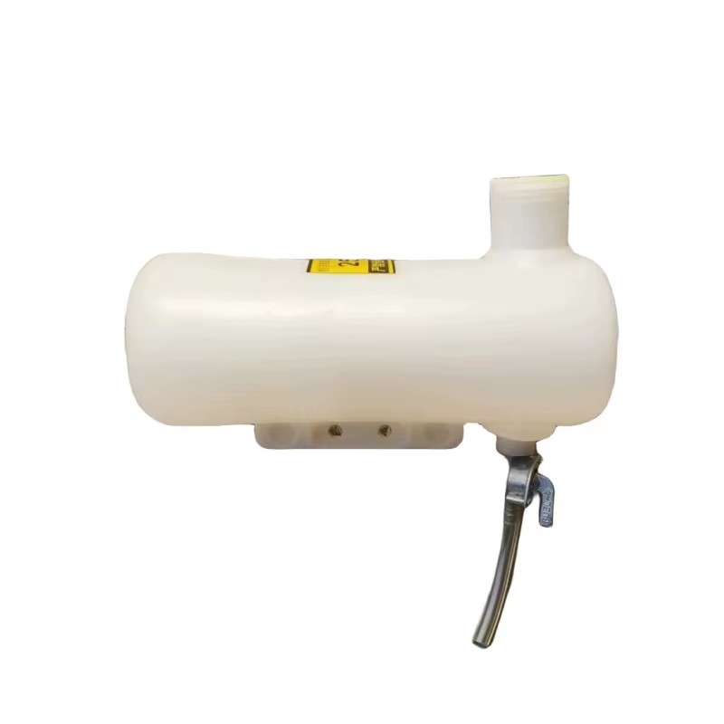 Two-Stroke Field Lighting Engine Oil Tank Noise-Reducing Plastic Auxiliary Equipment Gasoline Mixed Oil Can