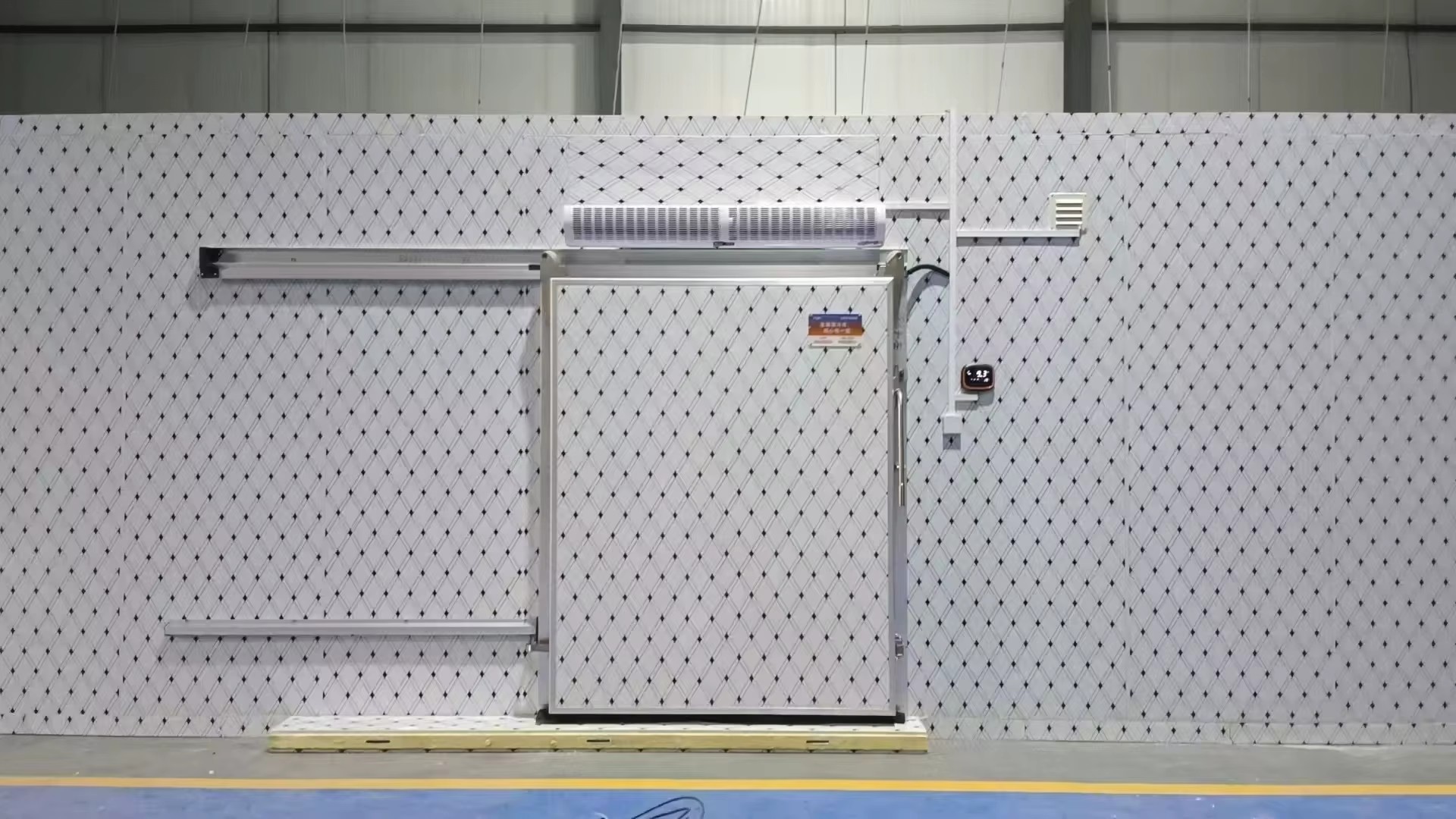 Custom Blast Freezing Cold Storage Room Branded Compressor for Seafood Meat Rapid Freezing Storage