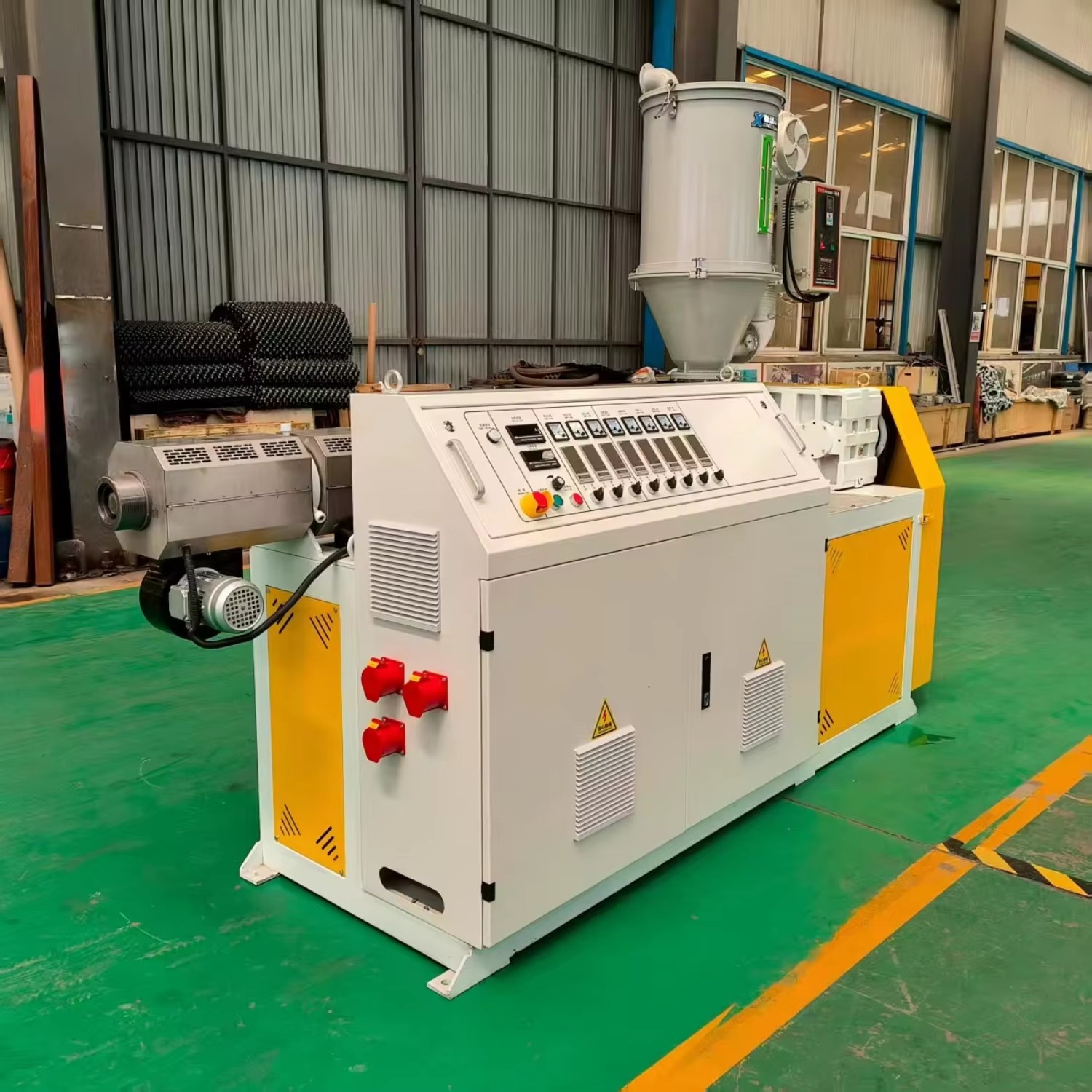Production Equipment for Heat Shrink Tubes Used in Lithium Battery Packaging - Plastic Pipe Extruder