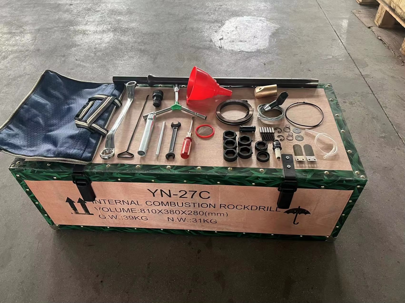 Portable Rock Core Drilling Machine YN27C Mining Demolition Jack Hammer Gasoline