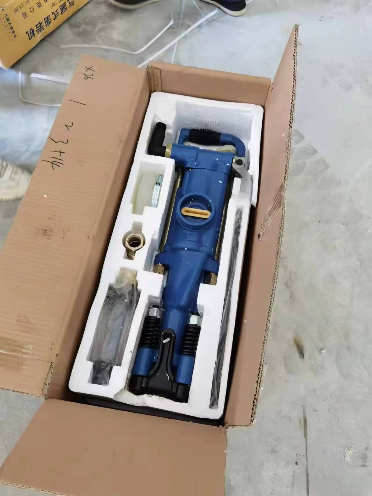 High Quality YT-27 Portable Air-Powered Rotary Drilling Rig 60mm Diameter Max.20m Depth Powerful Ore Mine Electric Pneumatic