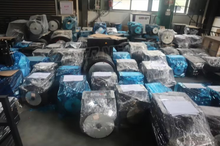 50/60Hz Soundproof Silent Diesel Generators Set Powered by Weicha 30/35/40/50/60/80/100KVA Backup Diesel Genset Planta Electrica