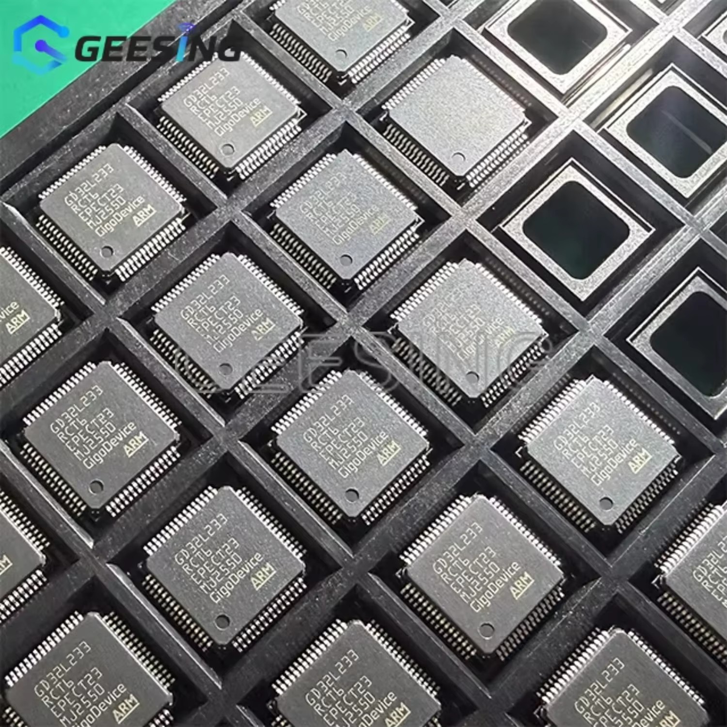 Geesing Ultra-Low-Power ARM Cortex-M23 32-bit MCU 64MHz 256KB Flash LQFP-64 with LCD Driver 0.4μA Standby GD32L233RCT6