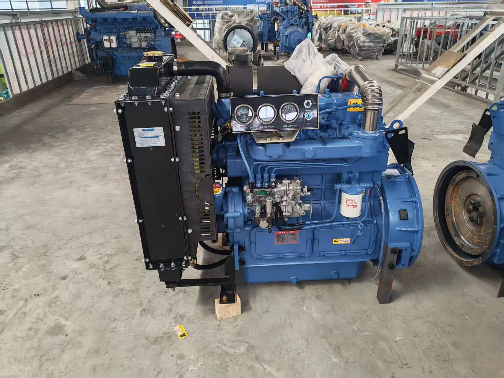 54kW Diesel Engine Generator with Close Silent Box for Industrial Electricity Supply