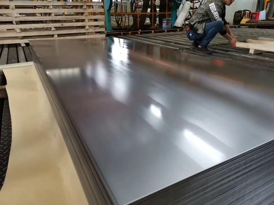 AISI 1010 1020 1040 1045 1050 1060 Carbon Steel Sheet 14 Gauge Cold Rolled Sheet Metal CRC Factory