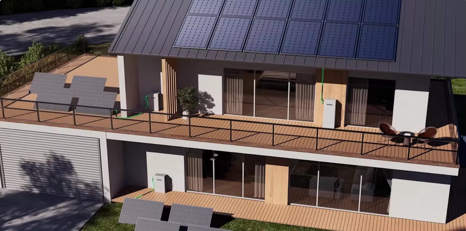 BLUETTI Balco 260 2.56kWh Balcony Solar Storage System 2400W PV Input 4 MPPT Plug and Play for Apartment Home Energy Saving