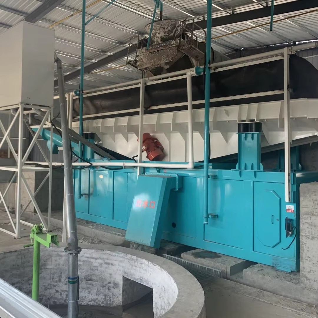 Automatic Large Capacity Vibrating Concrete Recycling Sand Stone Separator Washer for Construction Waste