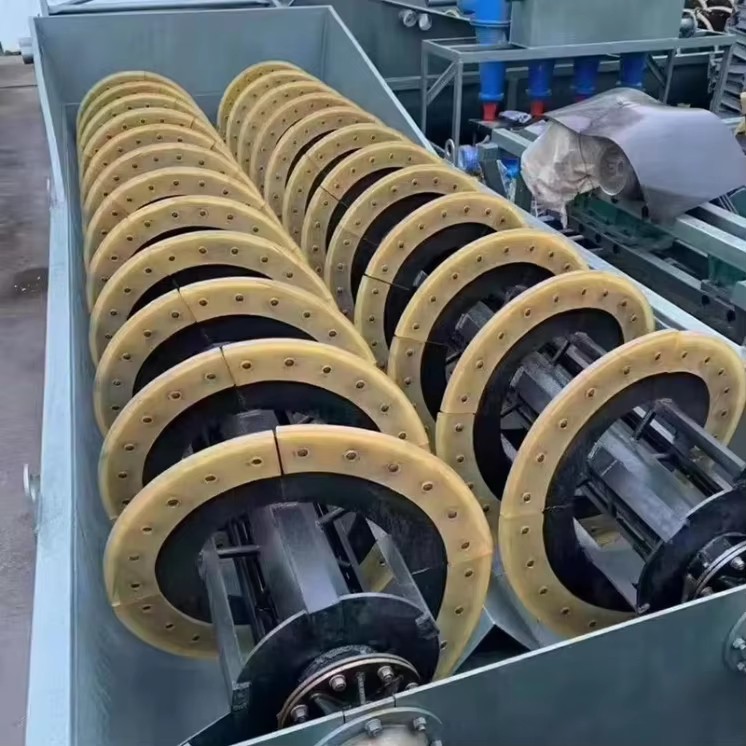 High-efficiency, large-capacity double-screw sand washing machine and stone cleaning equipment