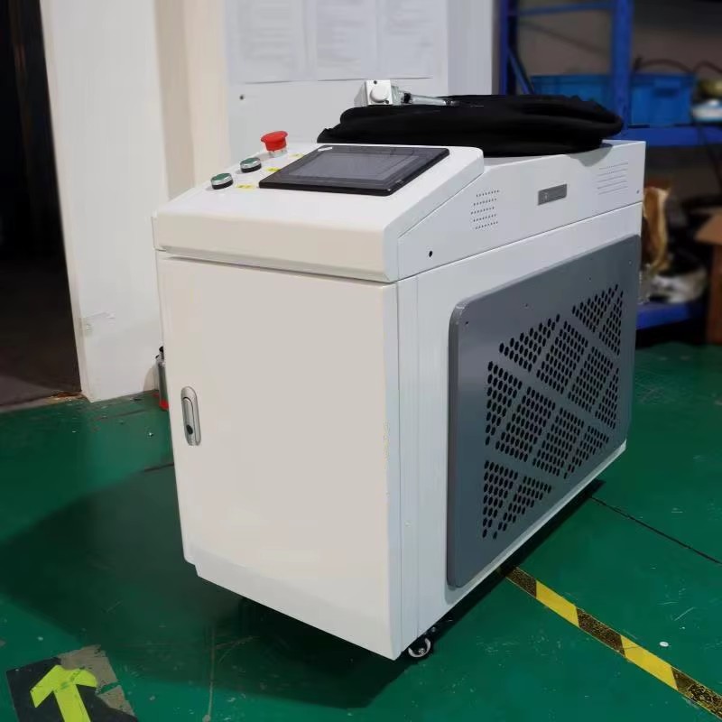 Pulse Laser Cleaner rust Removal Laser rust Remover Portable Fiber Portable Laser Cleaning Machine