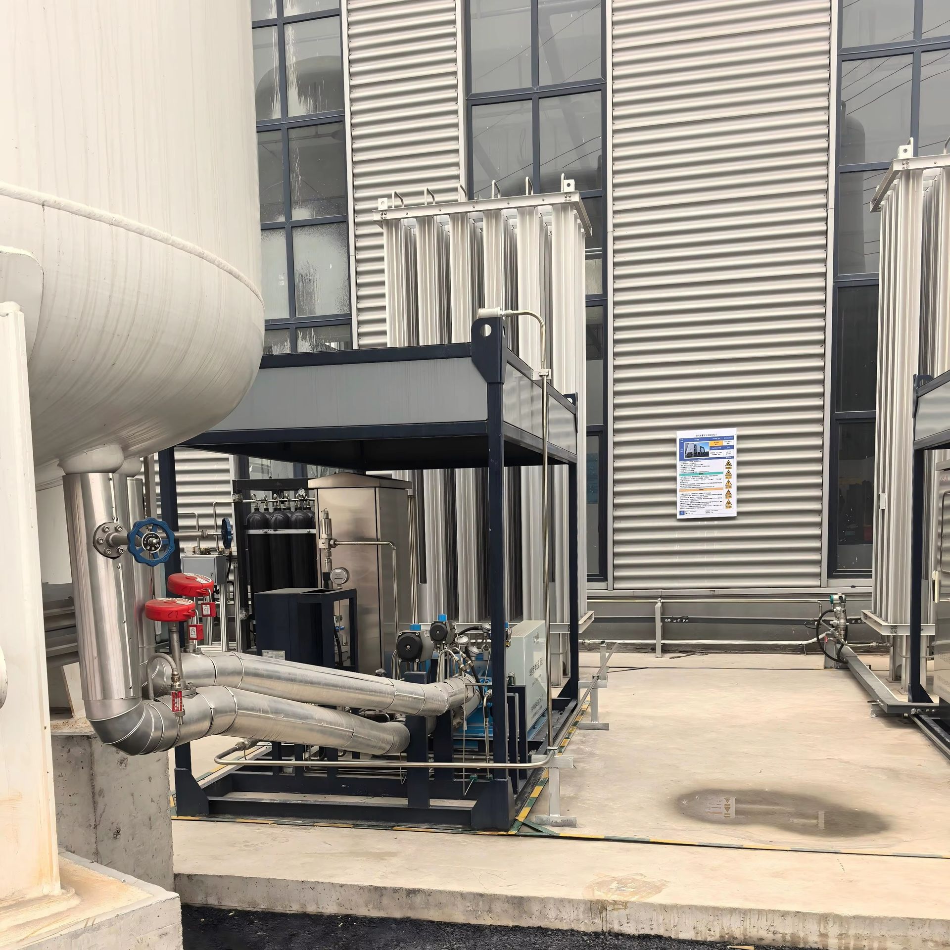 Industrial Gas High Pressure Cylinders Plant Filling Station Equipment PLC Pump Motor Oxygen/Nitrogen/CO2/Argon/Natural Gas 380