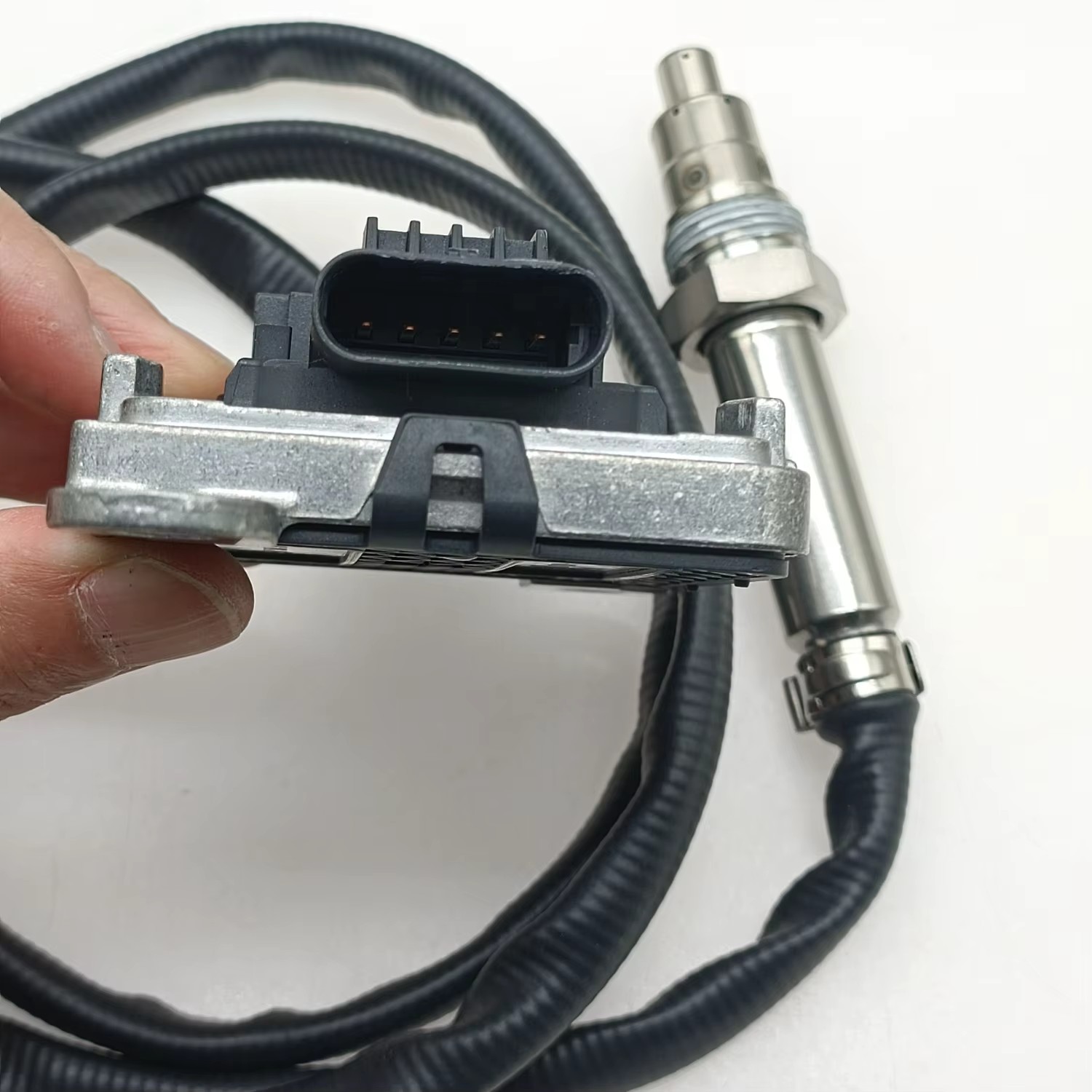 Heavy Duty TB Nox Sensor WG1034121234 for Sinotruk C7H MAX Diesel Engine Nox Monitor 12 Months Warranty