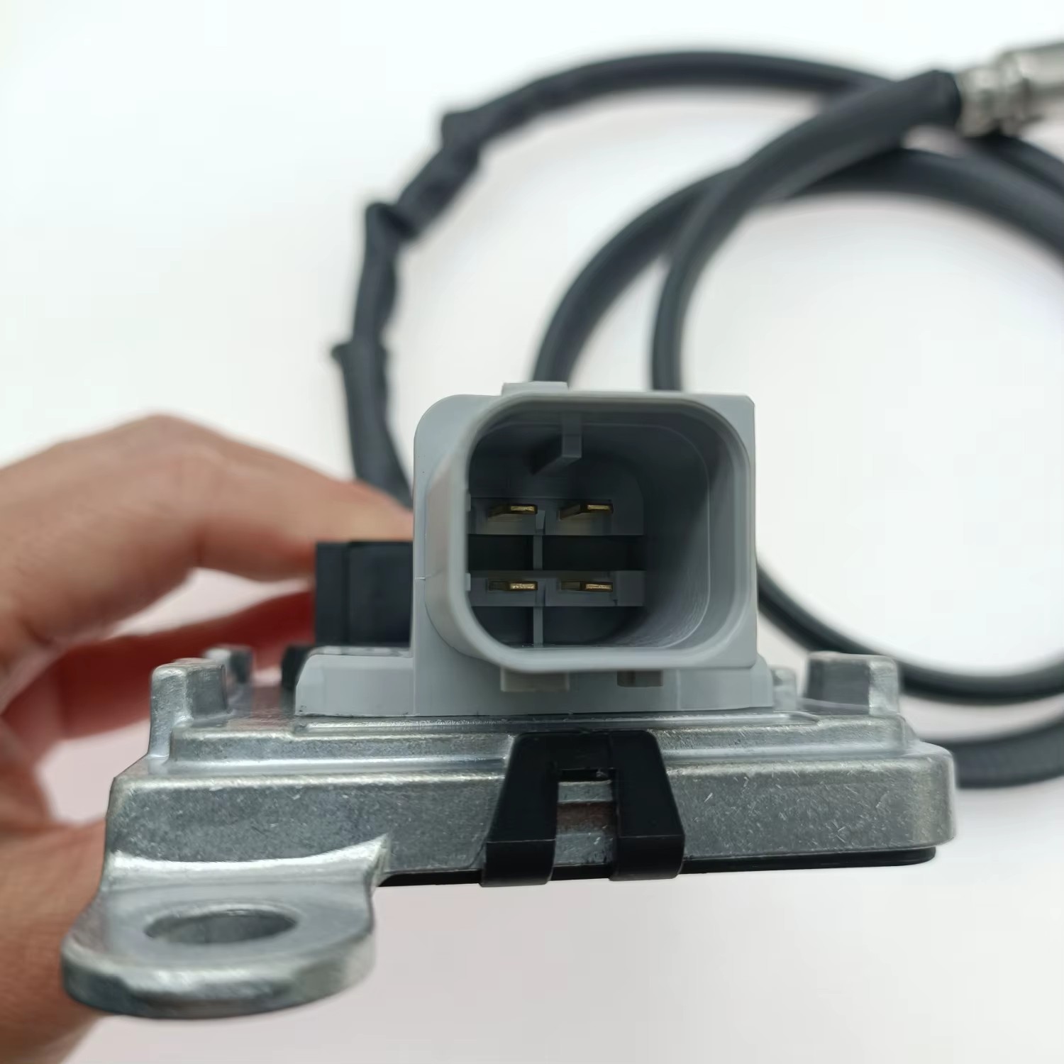 12V TB Nox Sensor A0091530728 Designed for Detroit DD16 Freightliner Cascadia Diesel Exhaust Gas Control 12 Months Warranty