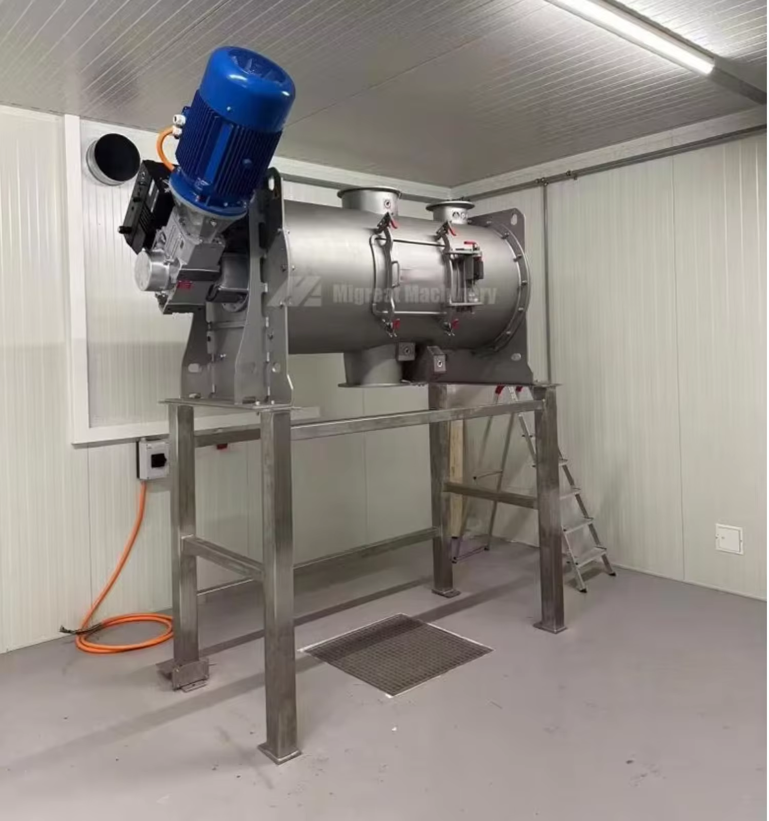 Food Industry Use Stainless Steel Automatic Hopper Mixer Equipment for Vitamin Powder Mineral Powder Batch Processing