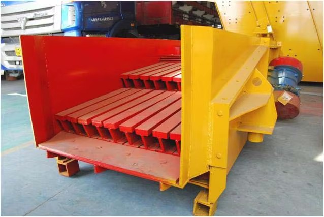 New Technology ZSW Series Sand Vibrating Feeder Machine Core Component Motor for Mining