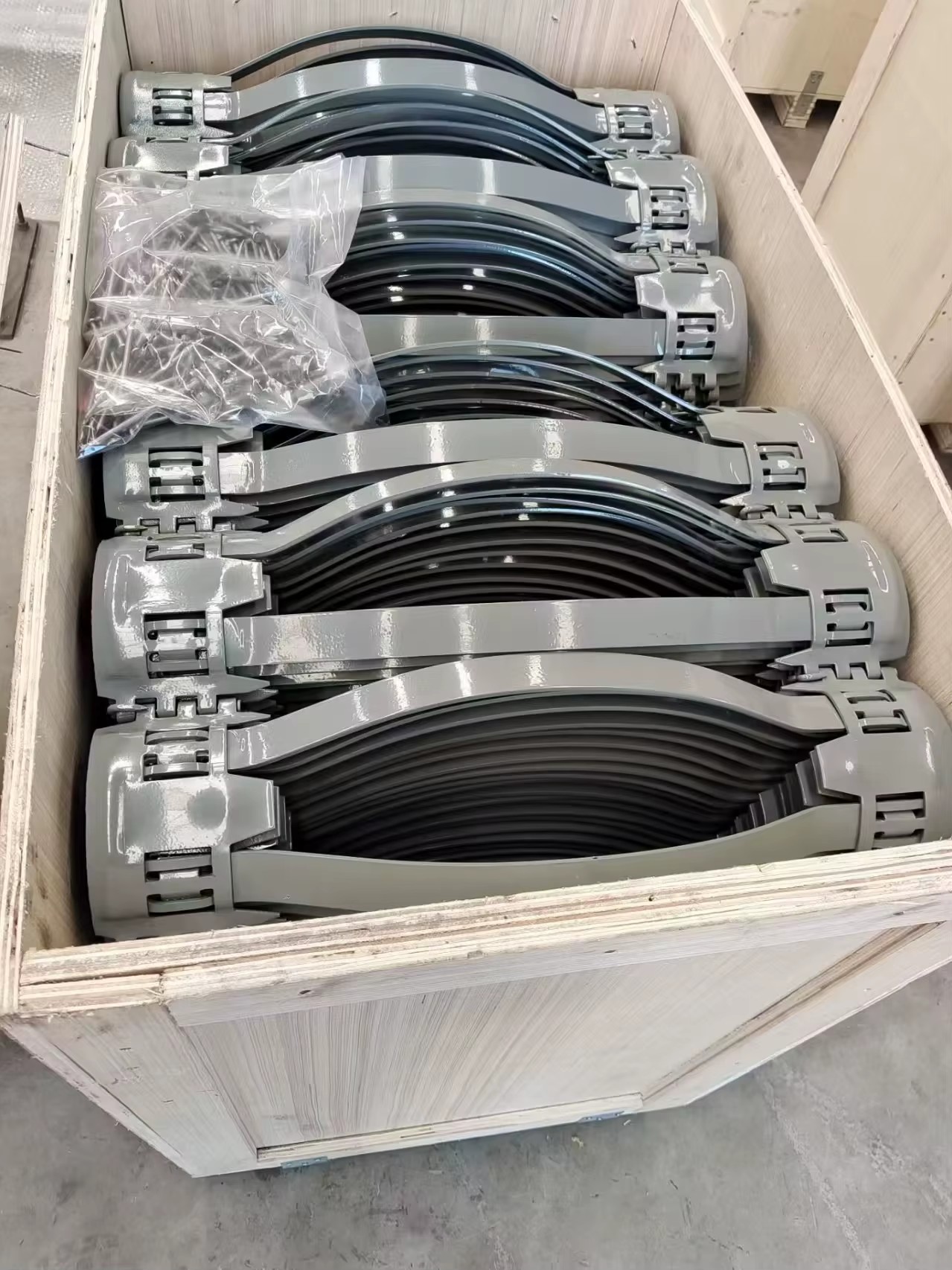 Api Standard Elastic Spring Casing Centralizer
