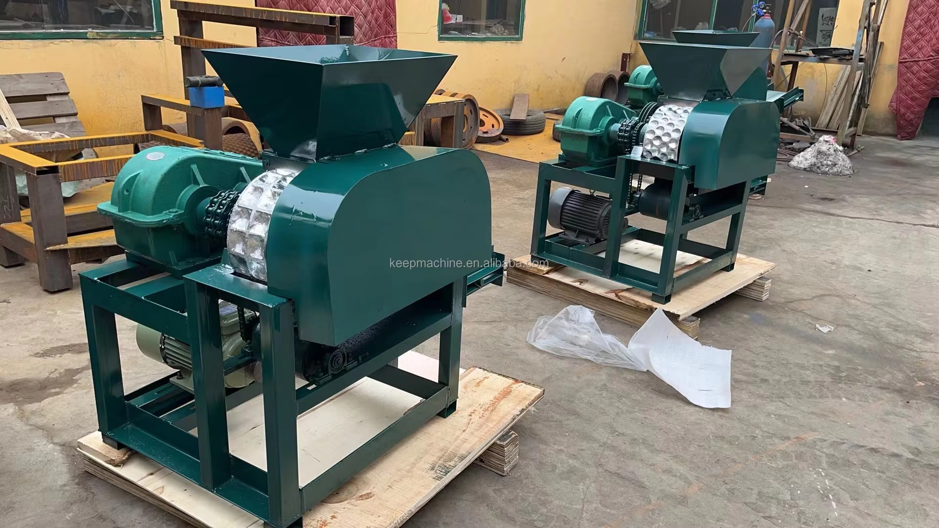 Hydraulic Industrial Mineral Powder Briquetting Machine Energy Saving Briquette Machine/briquette Press Charcoal Making Machine