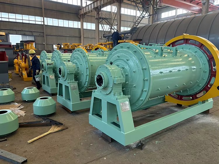 Factory Price Good Quality Gold Mine With Small Ball Mill Grinding Machine