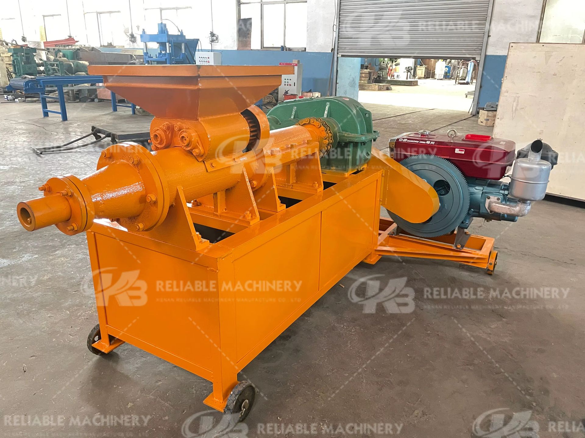 High Output Coconut Shell Charcoal Briquette Making With Cutting Machine Line Charcoal Coal Stick Extruding Machine