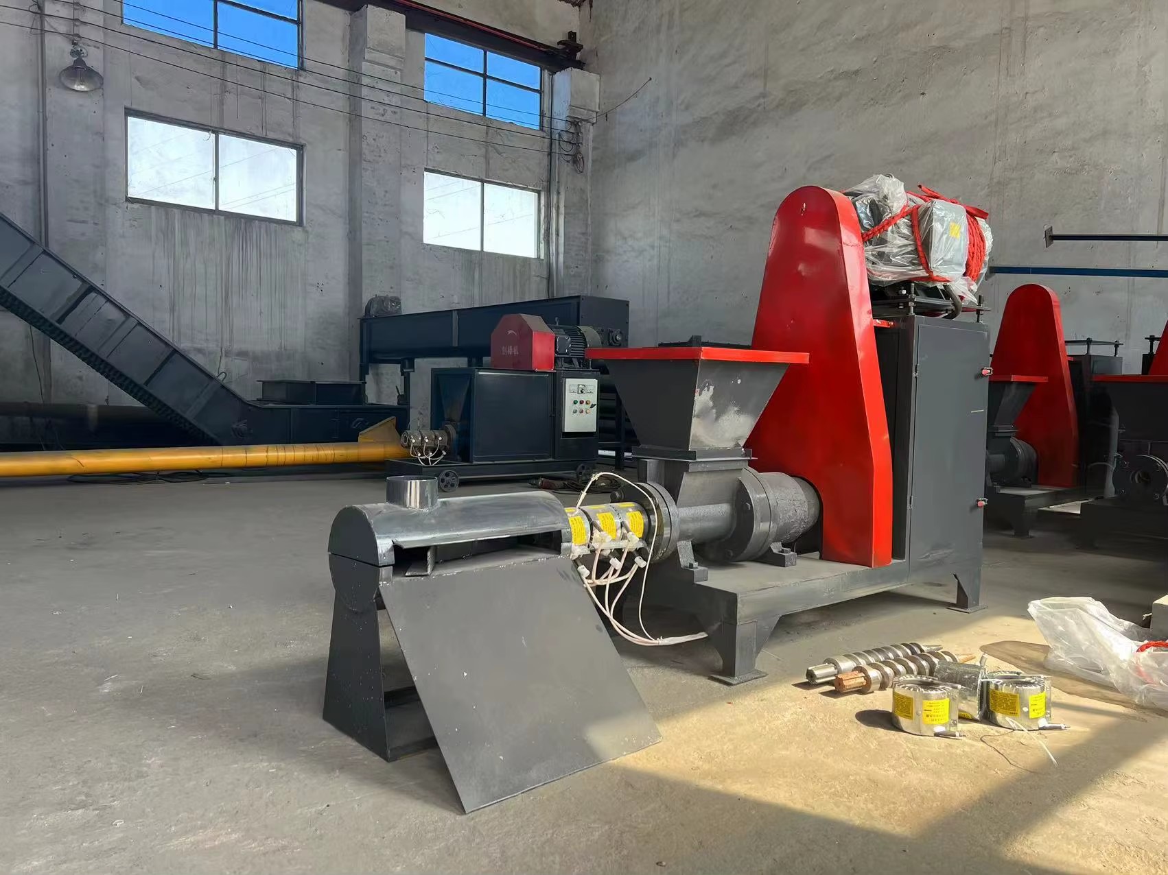 2026 Factory-Direct Hot Seller: Eco-friendly, Energy-saving Briquette Machine for Sawdust and Rice Husks (Additive-Free)
