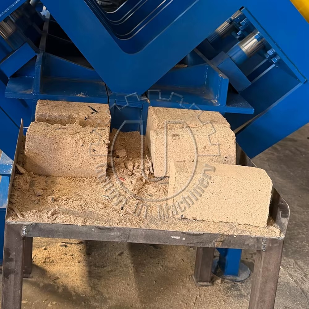 Automatic Coco Peat Briquette Press Machine Coir Pith 650G Block Making Machine