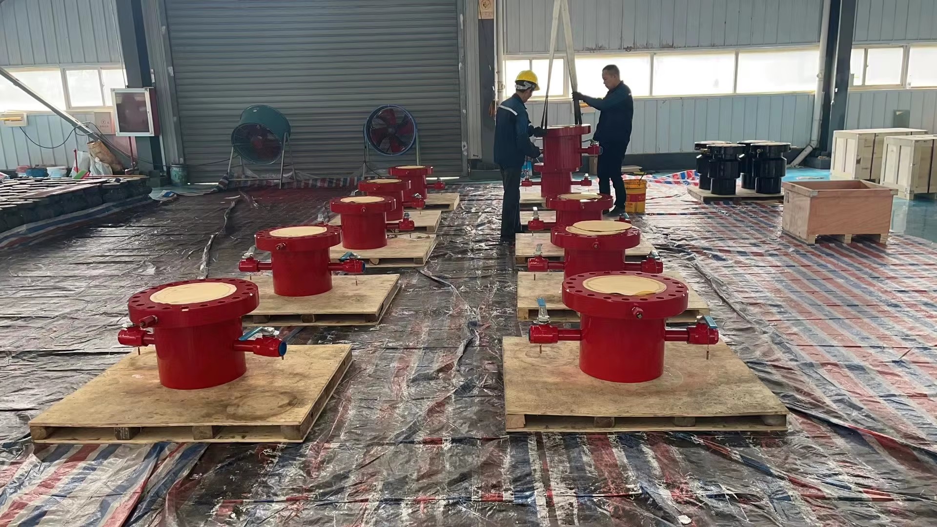 Oilfield and Gas Field Wellhead Christmas Tree Equipment Surface Tree with Pressure Vessel Oil Rig Christmas Tree for Sale
