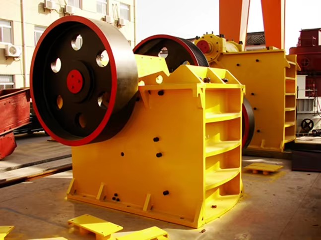 Factory Price PE400 * 600 Jaw Crusher Heavy Duty Manganese Jaw Plate Rock Breaker for Mining Ore Crushing