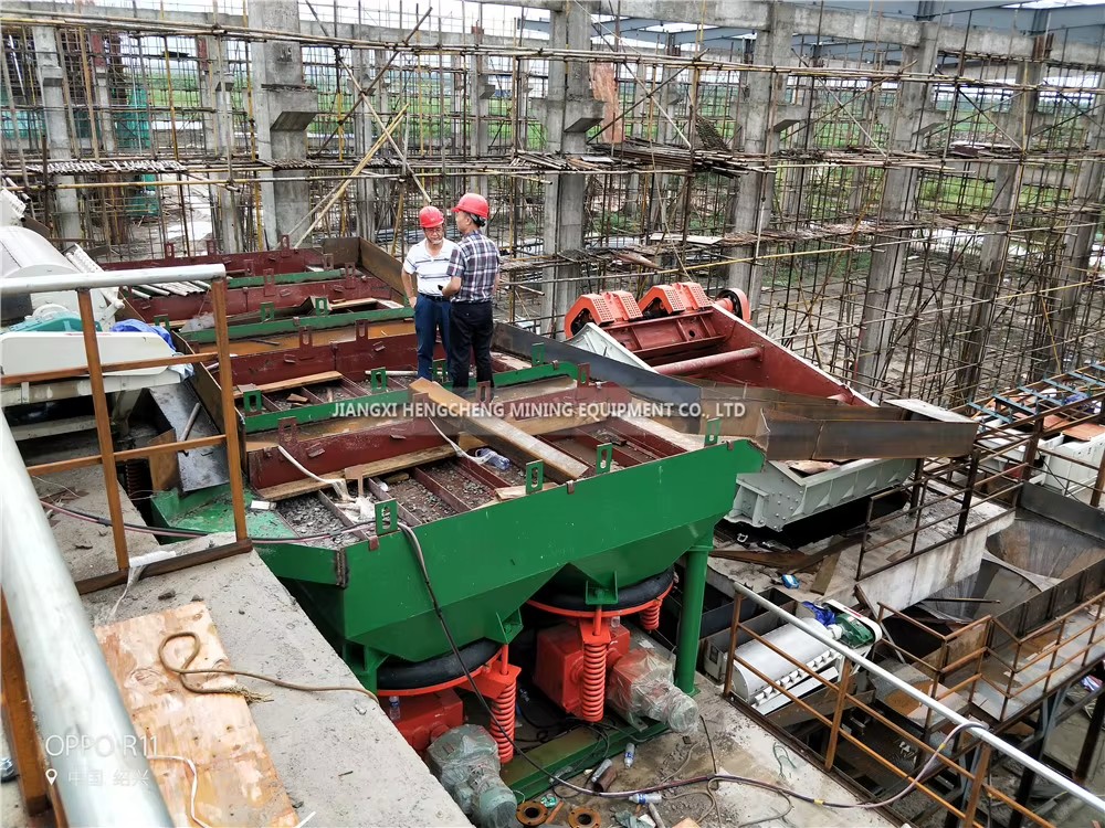 Jiangxi Gravity Separator High Capacity Mining Machine 380V 1 Year Warranty for Sale