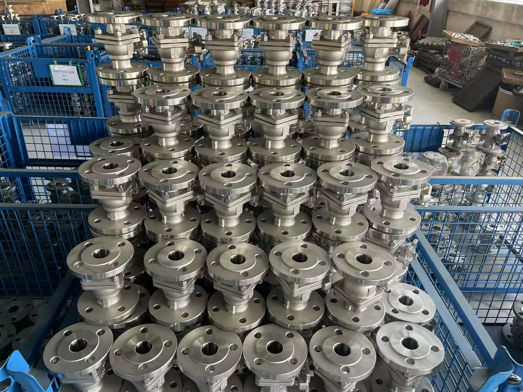 DIN ANSI GB Standard Stainless Steel Flange 2PC Full Bore Ball Valve for Industrial Use Water / Oil / Gas Applications