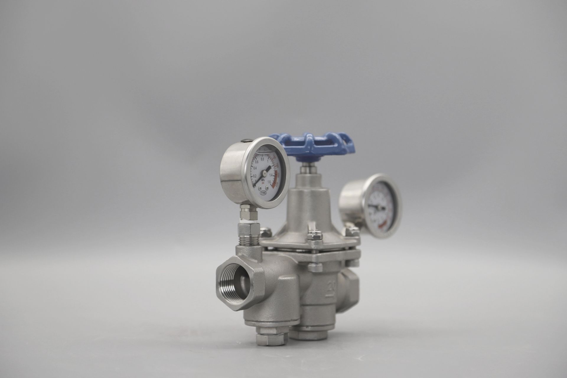SS 304 316 Stainless Steel Manual Pressure Reducing Valve for Water Oil Gas Normal Temperature OEM Customizable