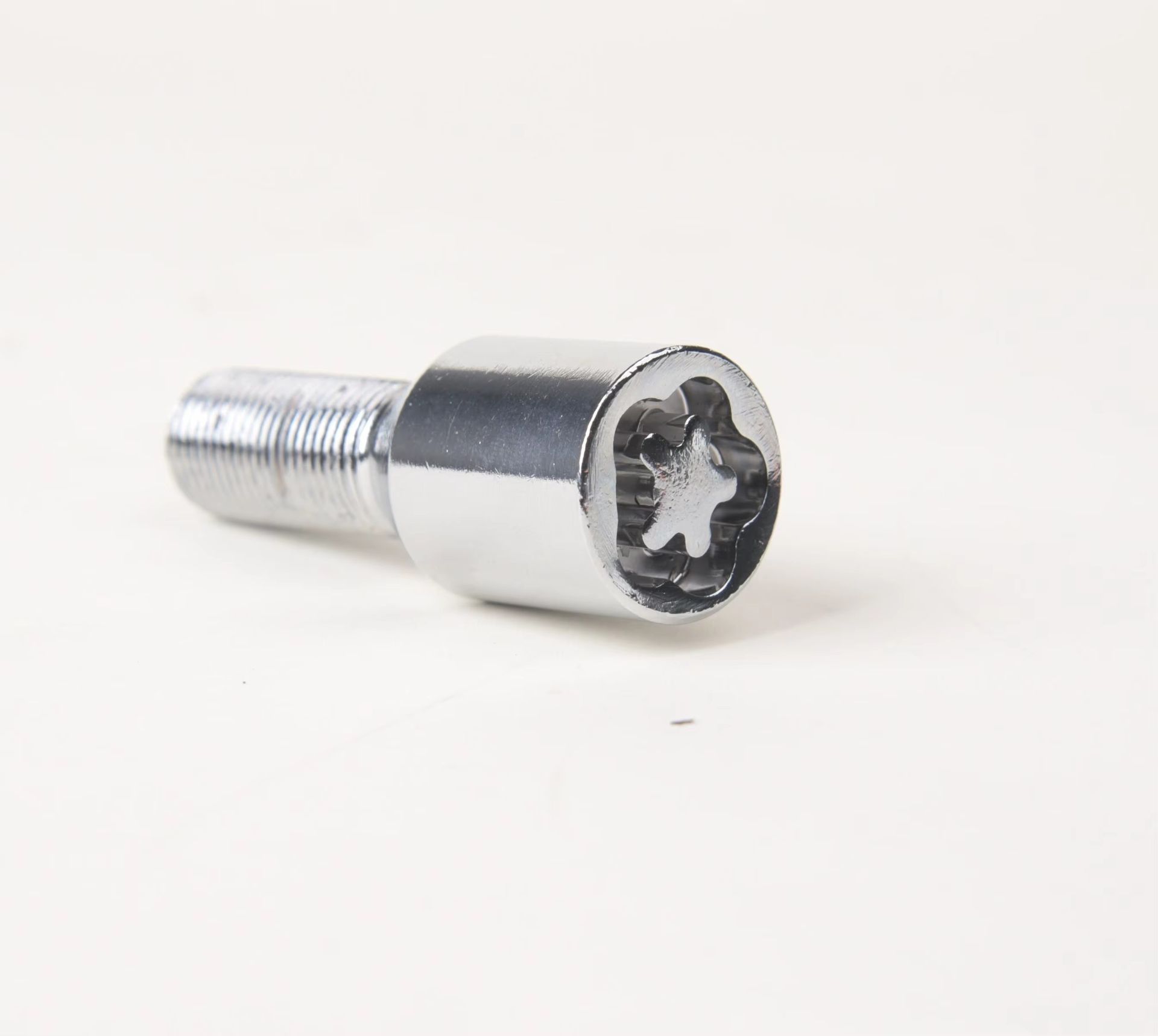 Quick-Install Locking Wheel Bolt Conical Seat Lug Bolt Black Oxide Chrome Finish Security Bolt