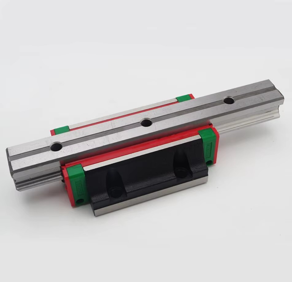 HIWIN HGW20 Linear Guide Rail and HGH20CAZAP Linear Block 23mm Slide Width Bearing Steel 32.75kN Dynamic Load Capacity