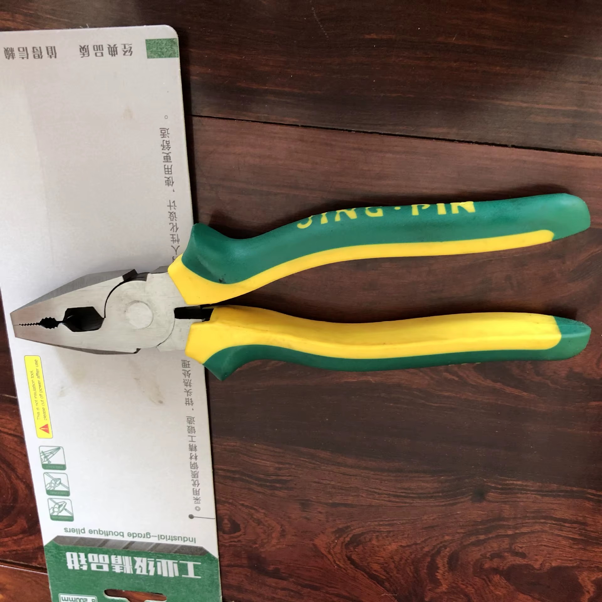 Multi-Functional Industrial Grade Tiger Wire Pliers Non-Slip Plastic Packaged Labor-Saving Hot Needle-Nose Design Steel Assembly