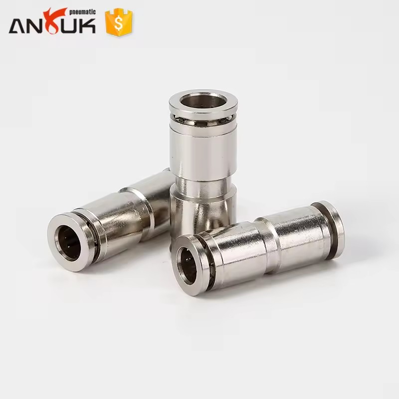 Product Importer Gallery 01 · 40742743d8